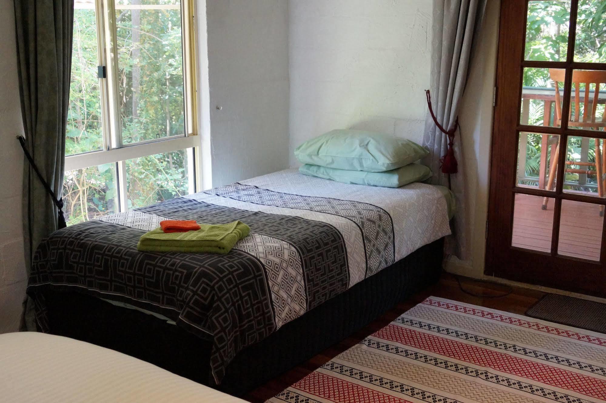 คิดด์ สตรีท คอทเทจเจส Hotel ภูเขาแทมโบรีน ภายนอก รูปภาพ