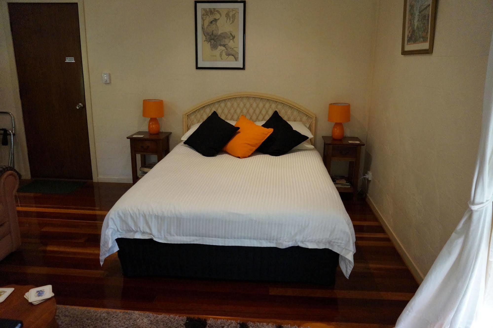 คิดด์ สตรีท คอทเทจเจส Hotel ภูเขาแทมโบรีน ภายนอก รูปภาพ
